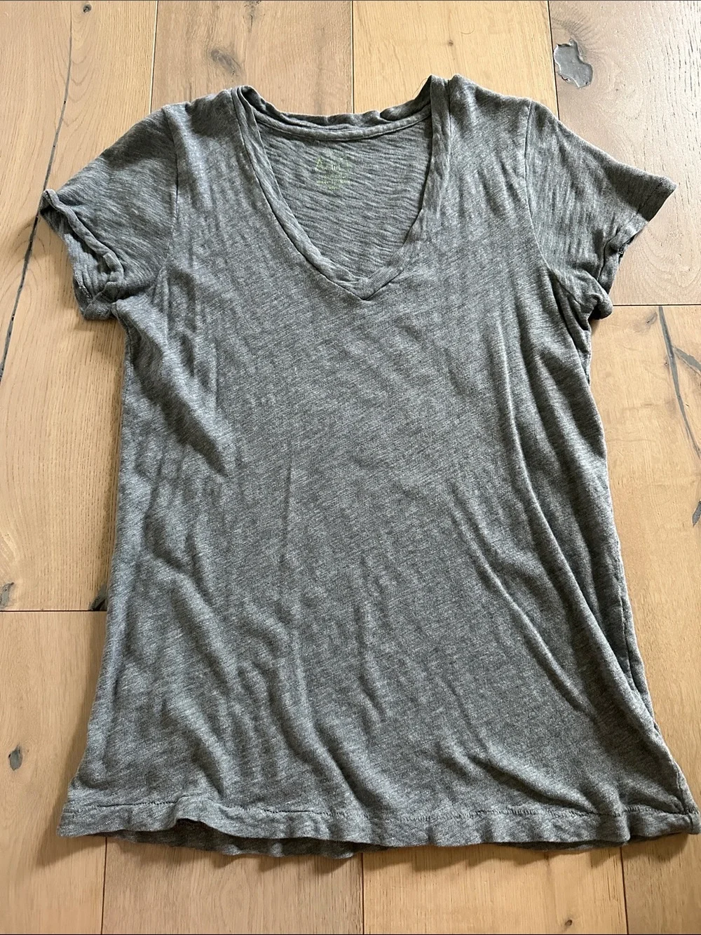 J. Crew Women's Heathered Gray V‑Neck Short Sleeve Tee